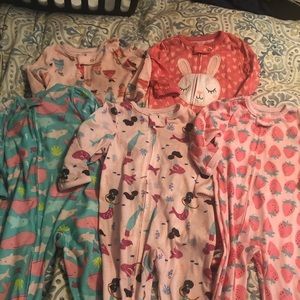 LOT OF 5 Girls 12 Month Zipper Pajamas